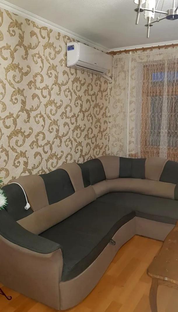 Квартира, 2-кімн., Харьков, Павлово Поле, 23 Августа