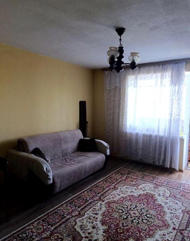 Квартира, 4-кімн., Харьков, 604м/р, Юбилейный пр. (50 лет ВЛКСМ пр.)