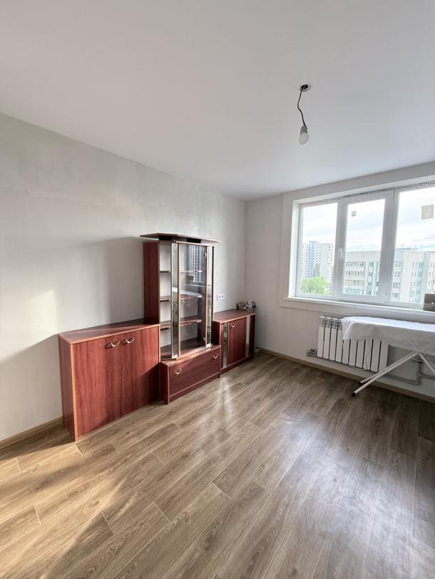 Квартира, 3-кімн., Харьков, 3 Северная Салтовка, Натальи Ужвий