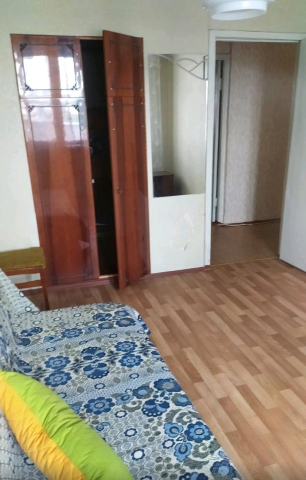 Квартира, 3-кімн., Харьков, Холодная Гора, Менделеева