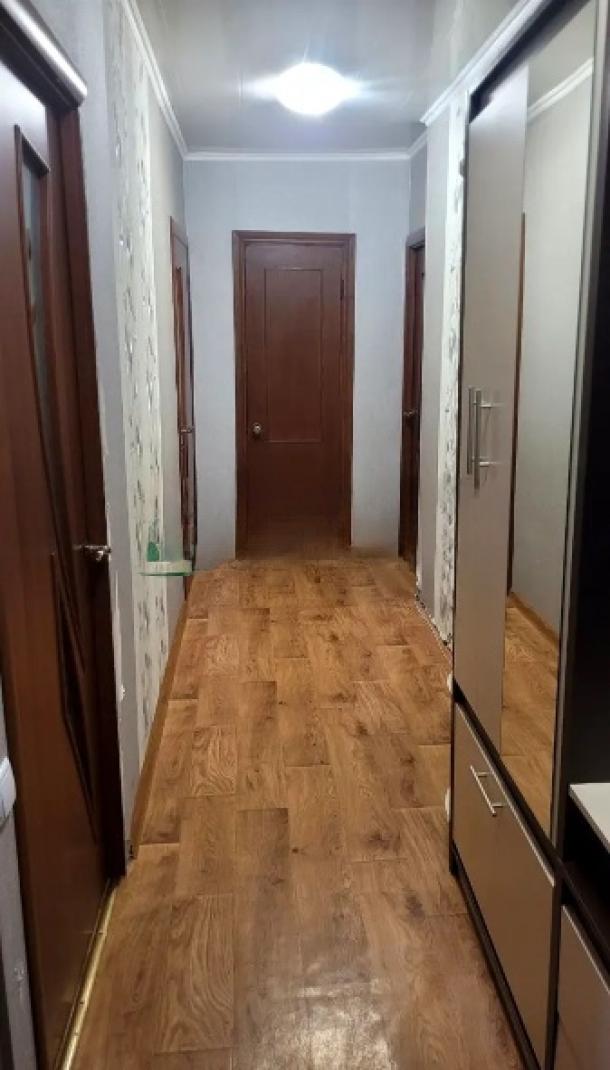 Квартира, 3-кімн., Харьков, 605м/р, Гвардейцев Широнинцев