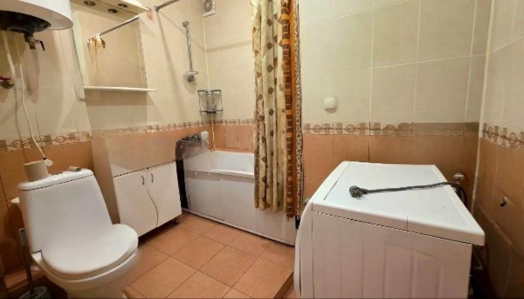 Квартира, 2-кімн., Харьков, 531м/р, Непокоренных (Героев Труда)