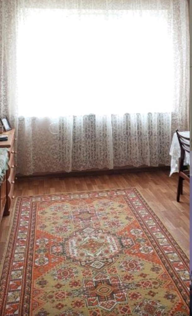 Квартира, 3-кімн., Харьков, 608м/р, Валентиновская
