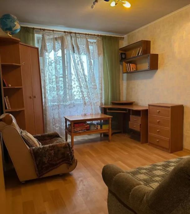 Квартира, 3-кімн., Харьков, 520м/р, Академика Павлова