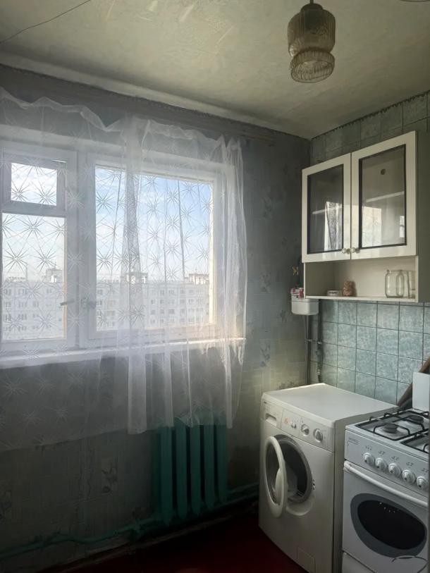 Квартира, 3-кімн., Харьков, Гагарина метро , Аэрокосмический просп. (Гагарина проспект)