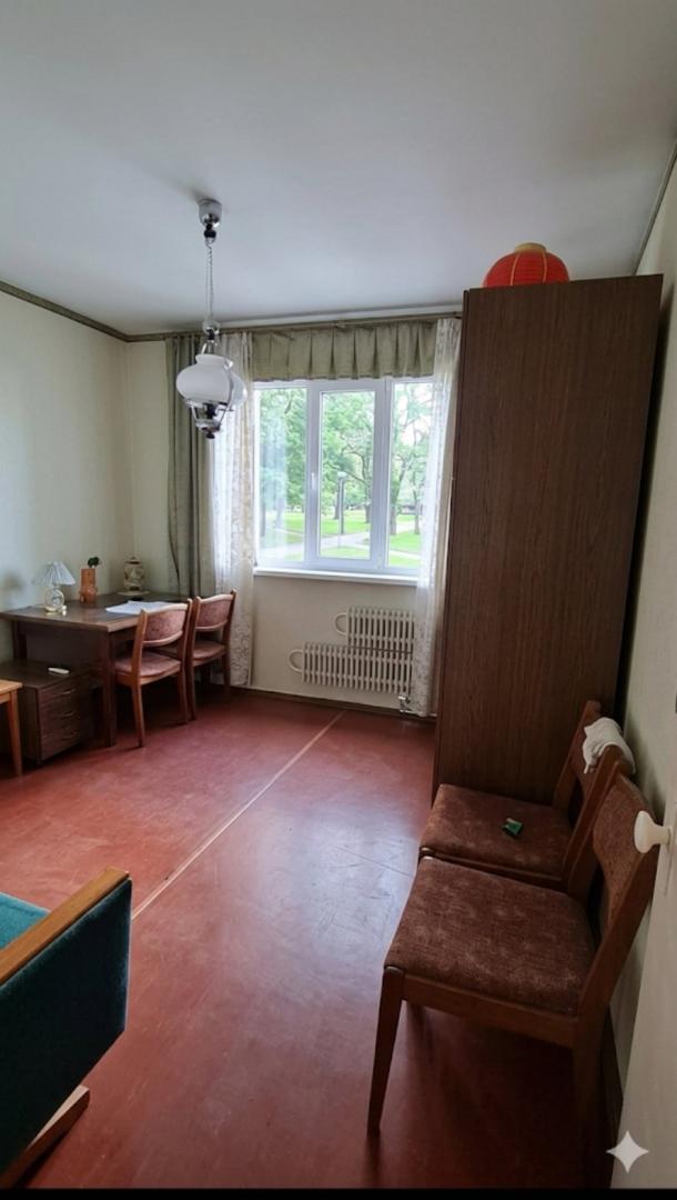 Квартира, 4-кімн., Харьков, 606Ам/р, Валентиновская