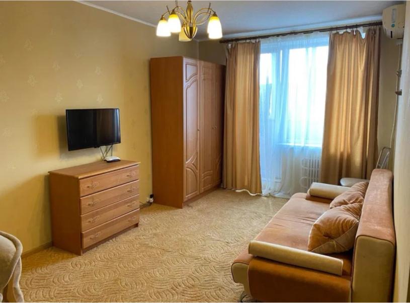 Квартира, 1-кімн., Харьков, 533м/р, Непокоренных (Героев Труда)