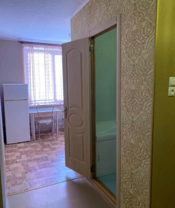 Квартира, 1-кімн., Харьков, 533м/р, Непокоренных (Героев Труда)