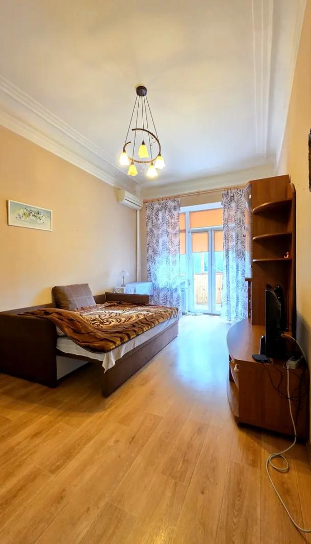 Квартира, 2-кімн., Харьков, Завод Малышева метро, Героев Харькова пр-т