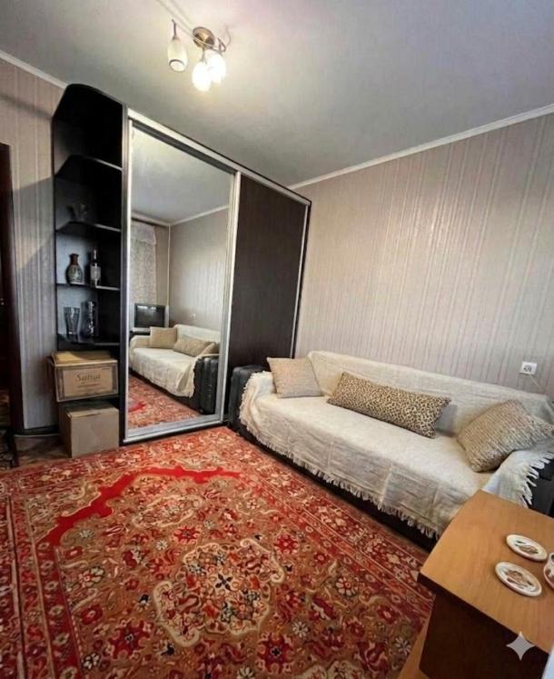 Квартира, 2-кімн., Чугуев, Чугуевский район