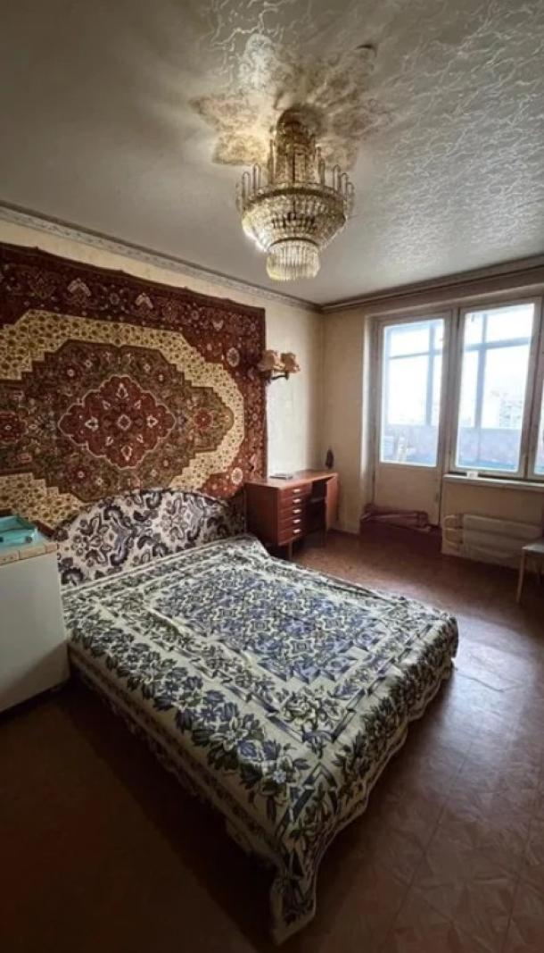 Квартира, 3-кімн., Харьков, Защитников Украины метро, Тарасовский в-зд