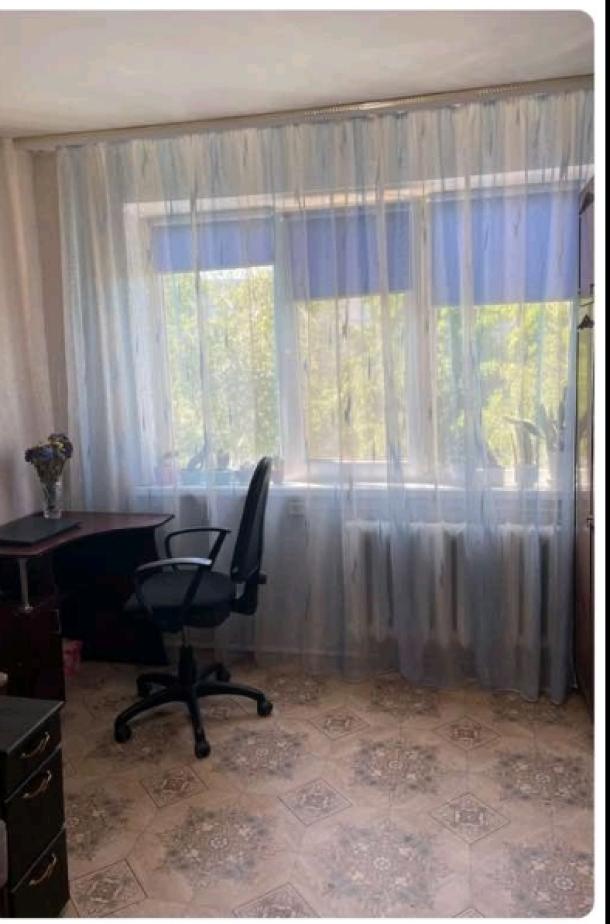 Квартира, 2-кімн., Харьков, 607м/р, Тракторостроителей просп.
