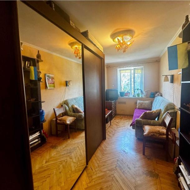 Квартира, 3-кімн., Харьков, Шатиловка, Науки пр.