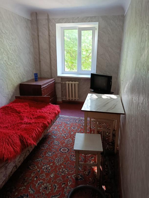 Квартира, 2-кімн., Харьков, Одесская, Аэрокосмический просп. (Гагарина проспект)