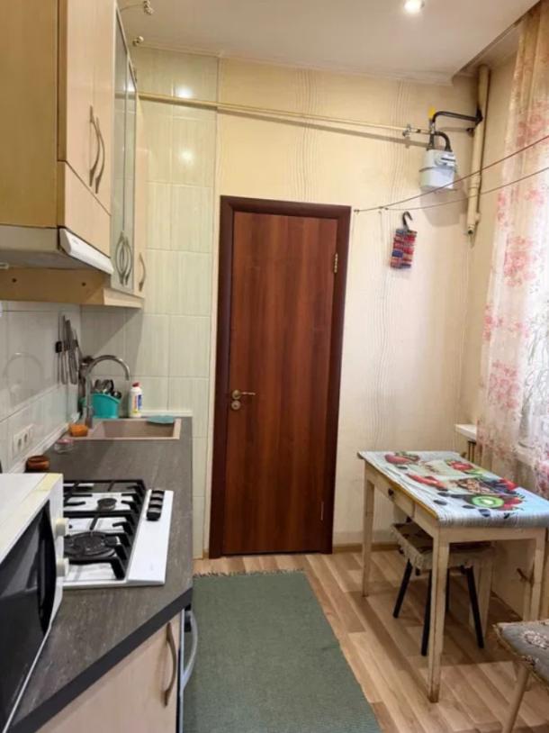 Квартира, 2-кімн., Харьков, Артема поселок, Морозова