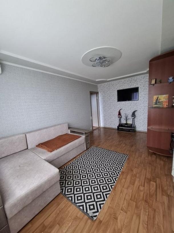 Квартира, 2-кімн., Харьков, 624м/р, Амосова
