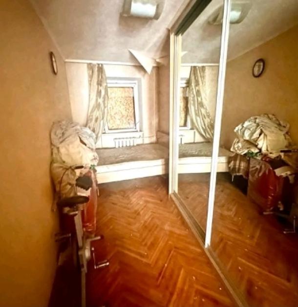 Квартира, 2-кімн., Харьков, Павлово Поле, Космонавтов