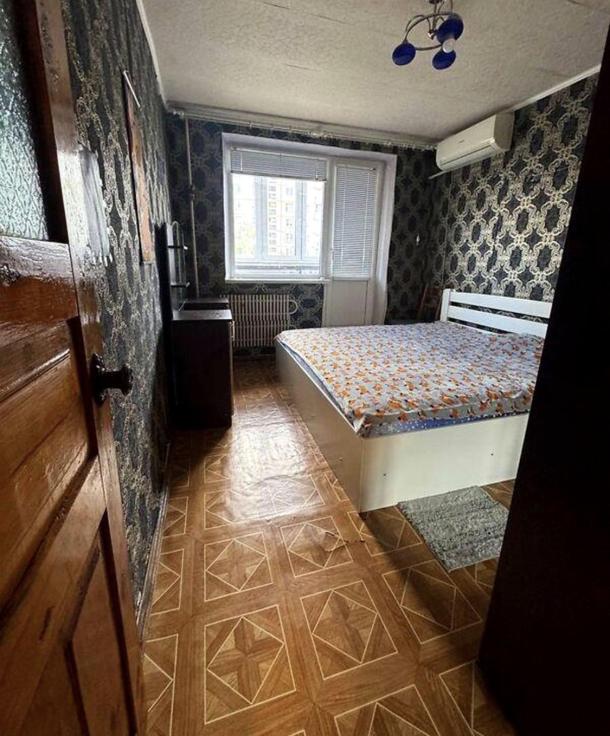 Квартира, 3-кімн., Харьков, Аэропорт, Самолетная