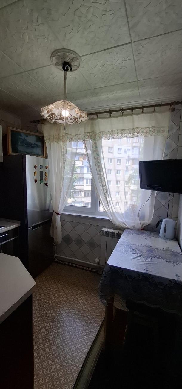 Квартира, 2-кімн., Харьков, Павлово Поле, Науки пр.