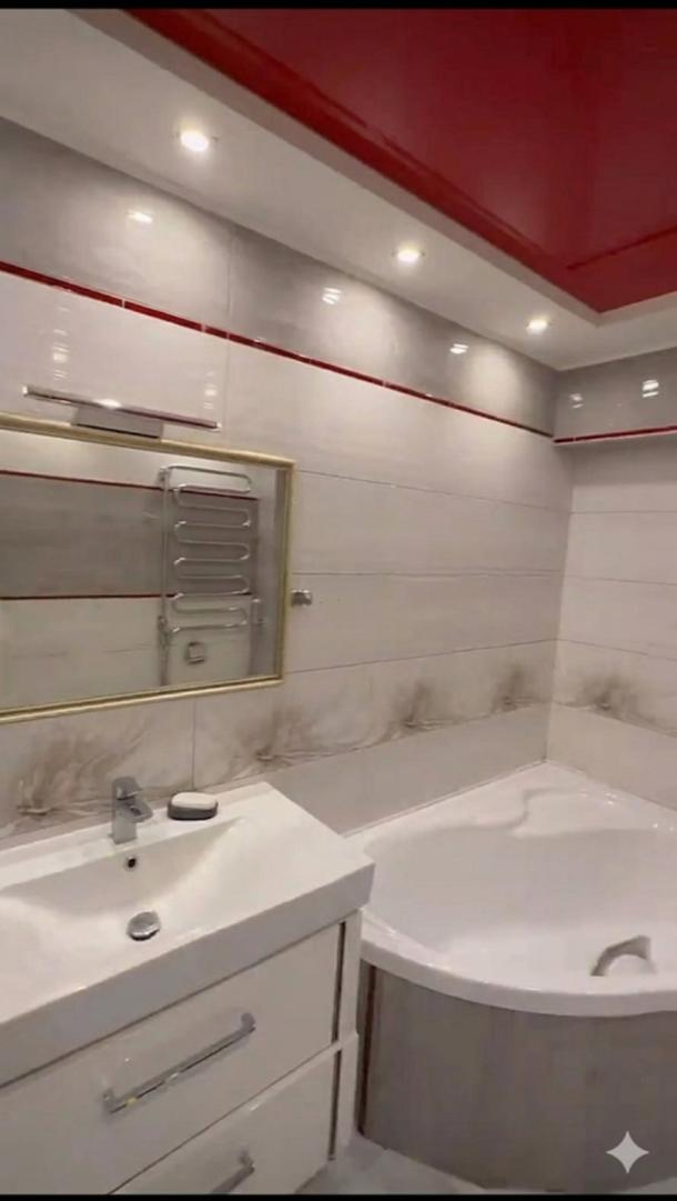 Квартира, 3-кімн., Харьков, 520м/р, Владислава Зубенко (Тимуровцев)