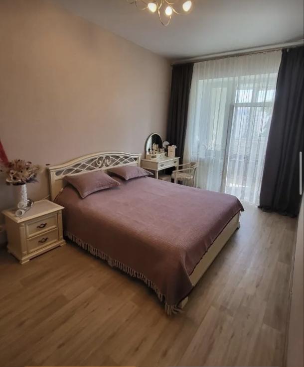 Квартира, 2-кімн., Харьков, Завод Малышева метро, Героев Харькова пр-т