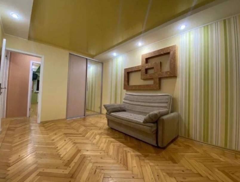 Квартира, 2-кімн., Харьков, 608м/р, Валентиновская
