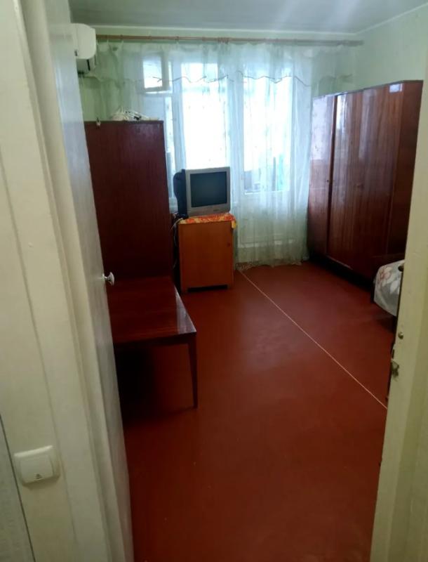 Квартира, 3-кімн., Харьков, Павлово Поле, Старицкого