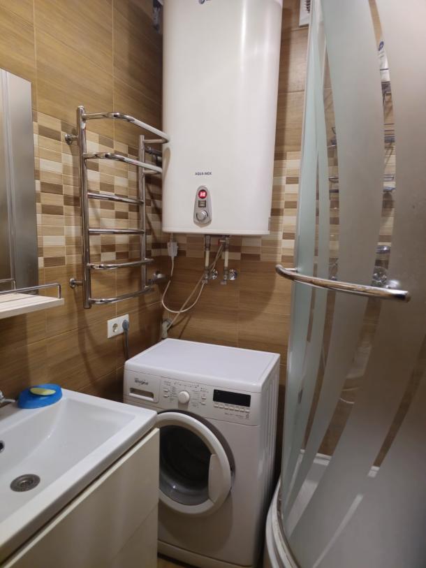 Квартира, 3-кімн., Харьков, 535Ам/р, Тракторостроителей просп.
