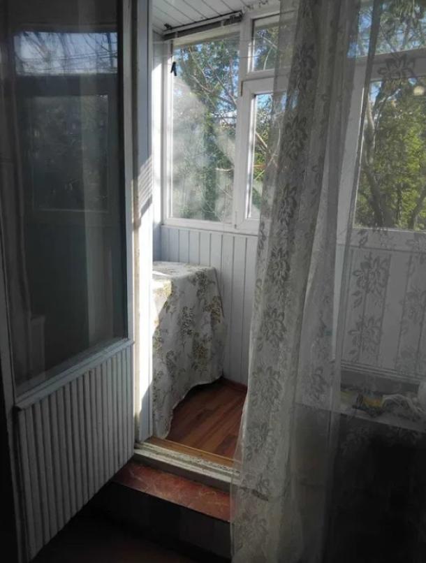 Квартира, 1-кімн., Харьков, 524м/р, Гвардейцев Широнинцев