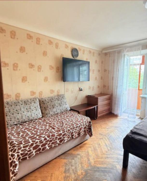 Квартира, 3-кімн., Харьков, Шатиловка, Шатиловская