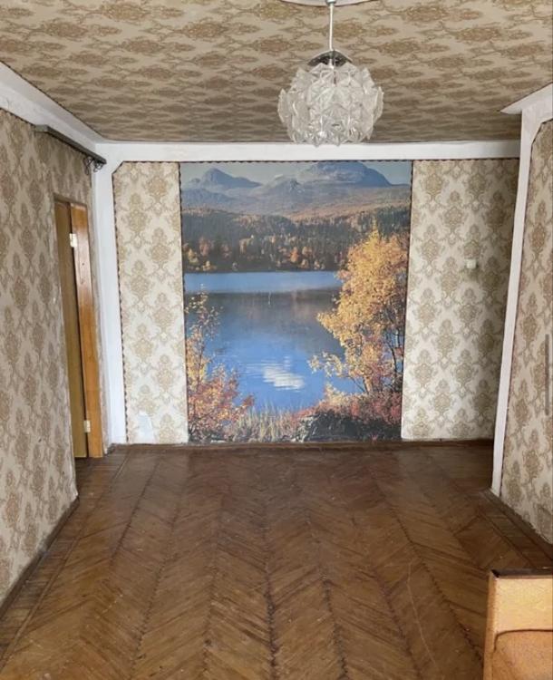 Квартира, 3-кімн., Харьков, Сосновая горка, Клочковская