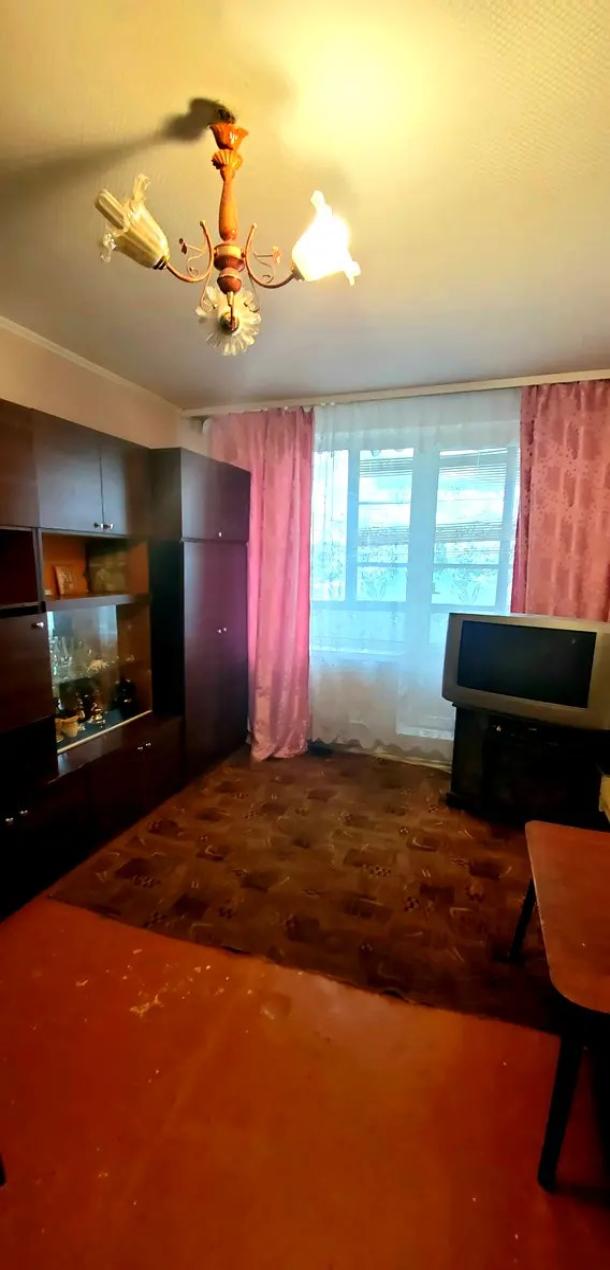 Квартира, 3-кімн., Харьков, 605м/р, Гвардейцев Широнинцев