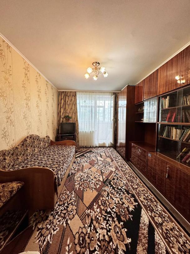 Квартира, 3-кімн., Харьков, 524м/р, Бучмы