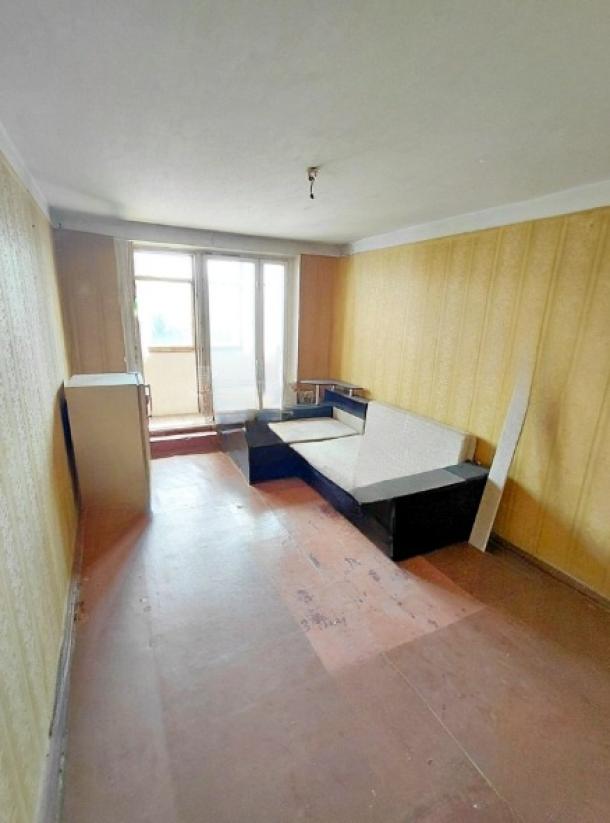 Квартира, 3-кімн., Харьков, 607м/р, Тракторостроителей просп.