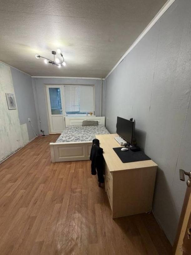 Квартира, 2-кімн., Харьков, 533м/р, Непокоренных (Героев Труда)