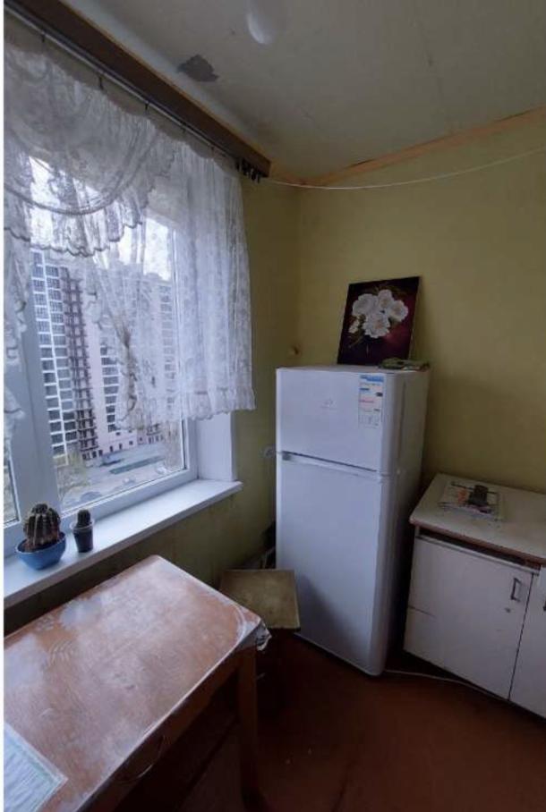Квартира, 2-кімн., Харьков, 522м/р, Валентиновская