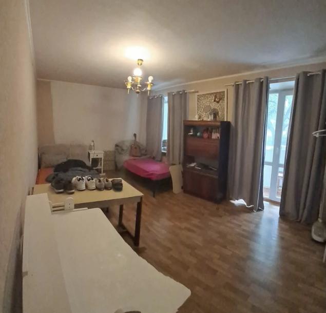 Квартира, 3-кімн., Харьков, Павлово Поле, Науки пр.