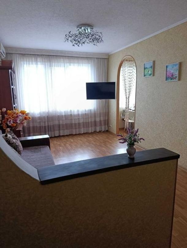 Квартира, 3-кімн., Харьков, Залютино, Татькова (Борзенко)