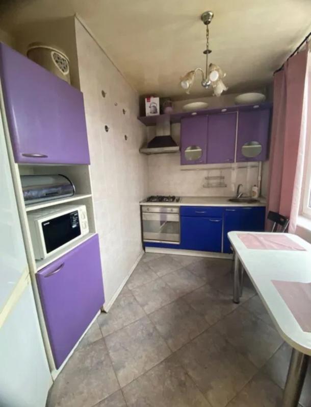 Квартира, 3-кімн., Харьков, 520м/р, Валентиновская