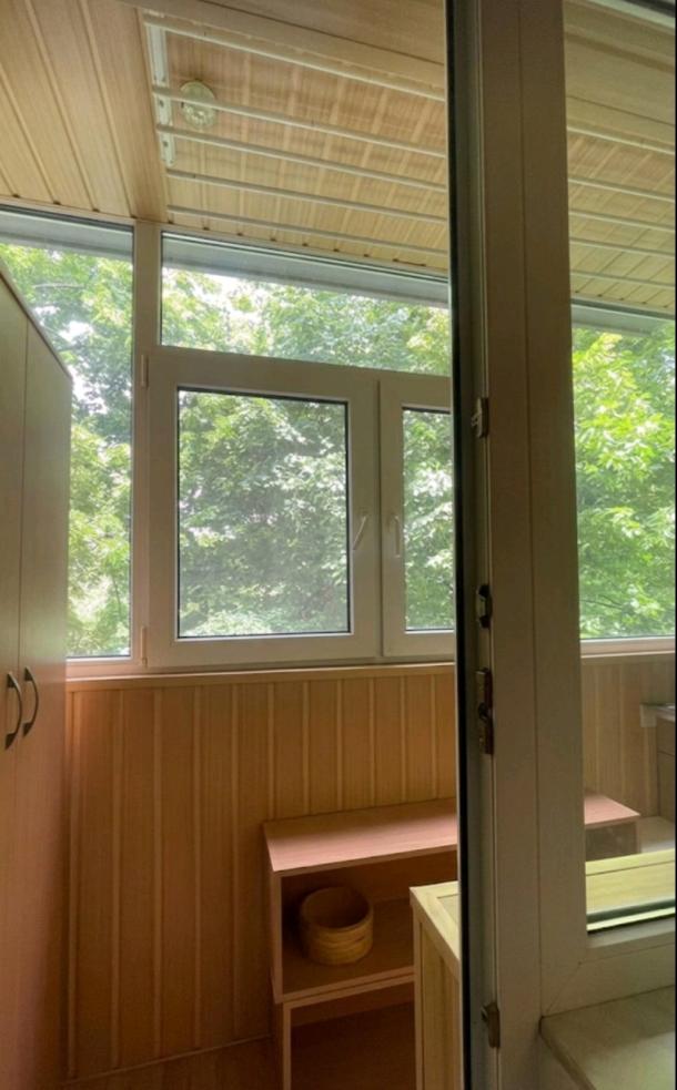Квартира, 2-кімн., Харьков, 607м/р, Тракторостроителей просп.