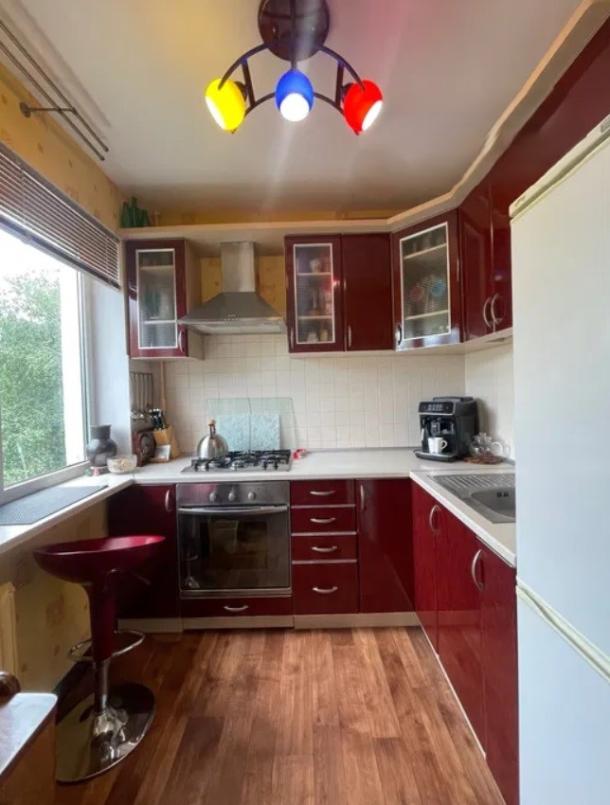 Квартира, 3-кімн., Харьков, 607м/р, Тракторостроителей просп.