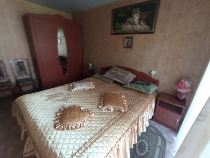Квартира, 3-кімн., Подворки, Харьковский район, Куряжанская