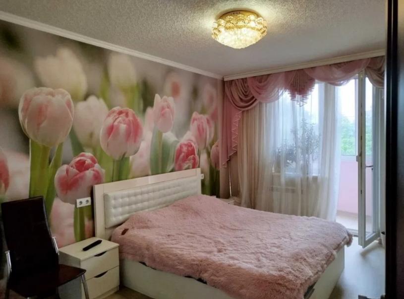 Квартира, 3-кімн., Харьков, 608м/р, Академика Павлова