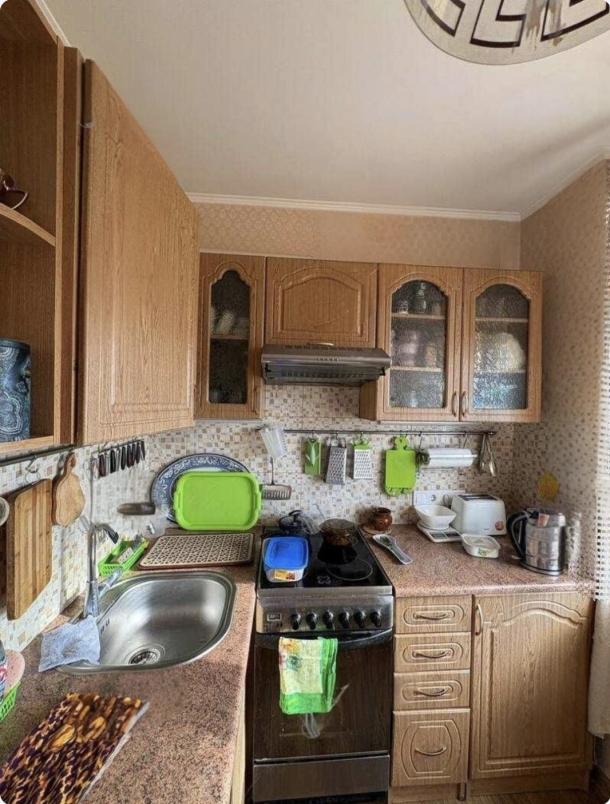 Квартира, 3-кімн., Харьков, Павловка, Клочковская