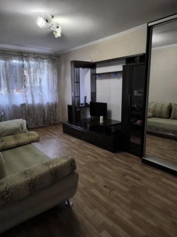 Квартира, 1-кімн., Харьков, Алексеевка, Ахсарова