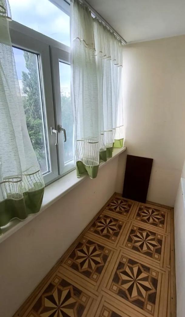 Квартира, 3-кімн., Харьков, 535Ам/р, Валентиновская