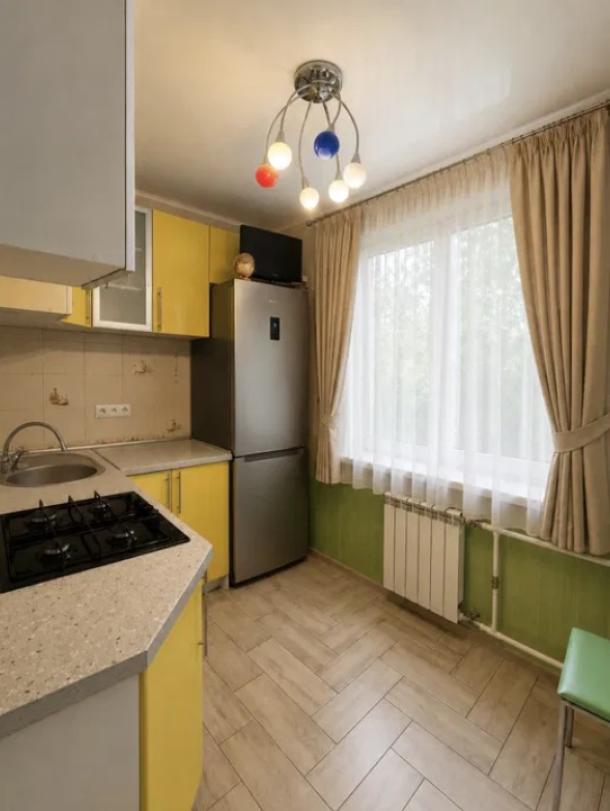 Квартира, 2-кімн., Харьков, Спортивная метро, Георгия Тарасенко (Плехановская)