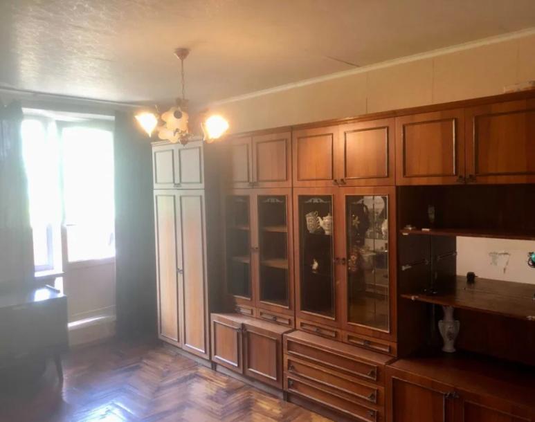Квартира, 2-кімн., Харьков, 605м/р, Тракторостроителей просп.