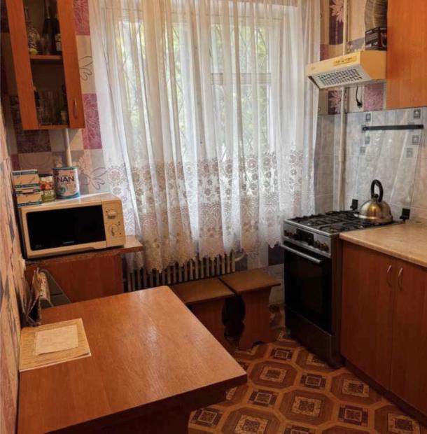 Квартира, 2-кімн., Харьков, 606Ам/р, Светлая