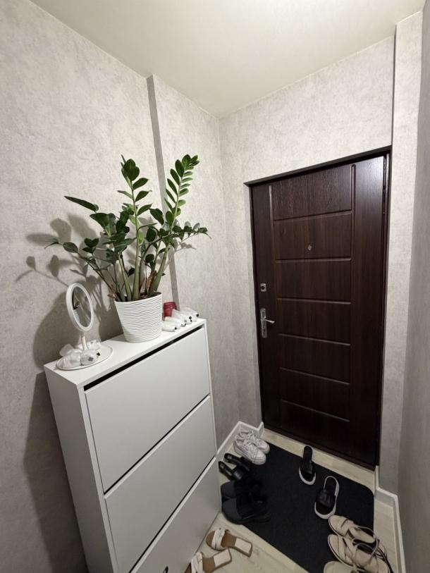 Квартира, 2-кімн., Харьков, 607м/р, Тракторостроителей просп.